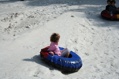 http://www.erikrombouts.be/activiteiten/snowtuben.jpg